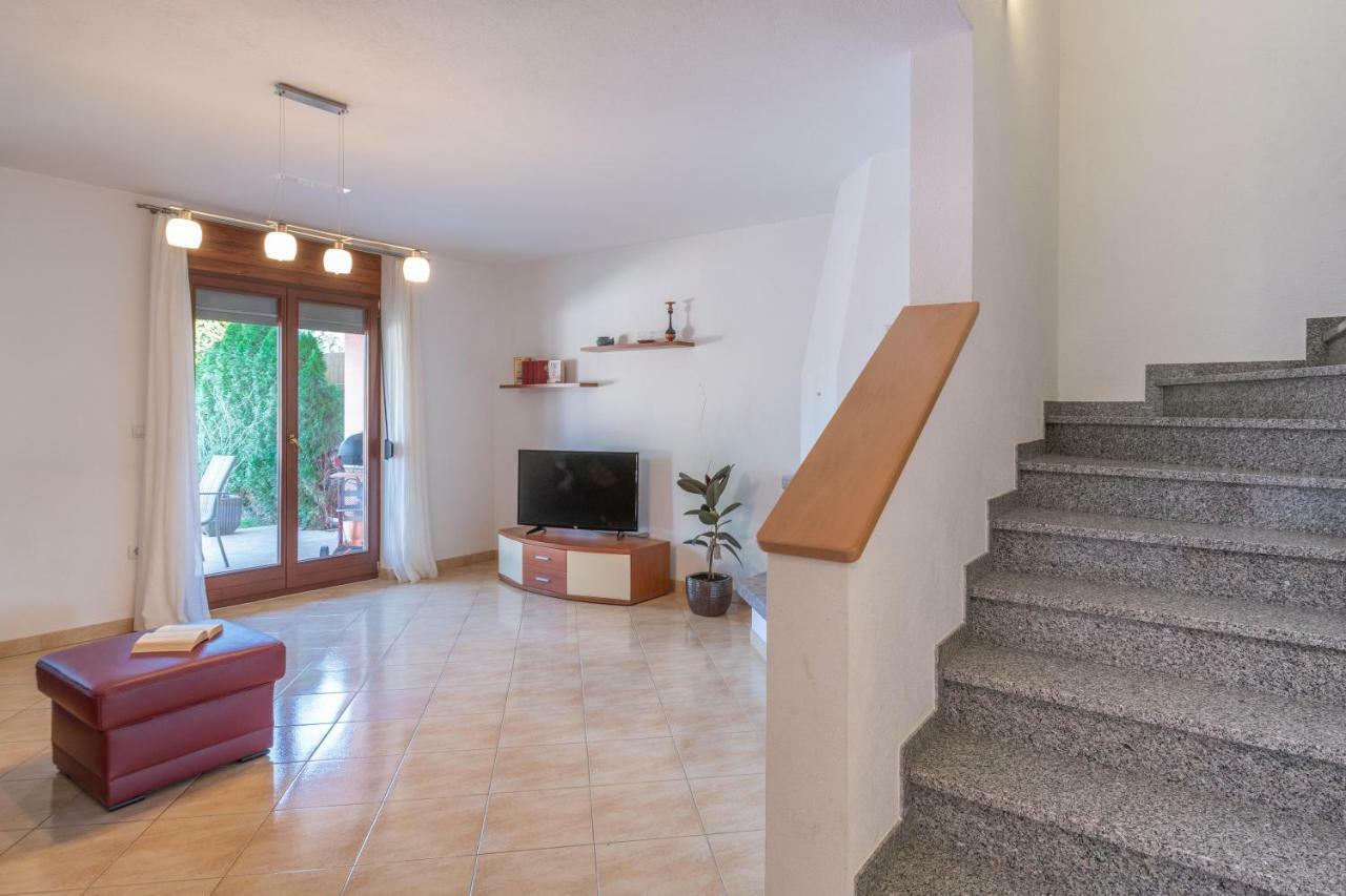 Ferienhaus Joy Ližnjan Екстериор снимка